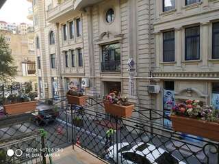 Апартаменты Baku city center apartment Баку-0